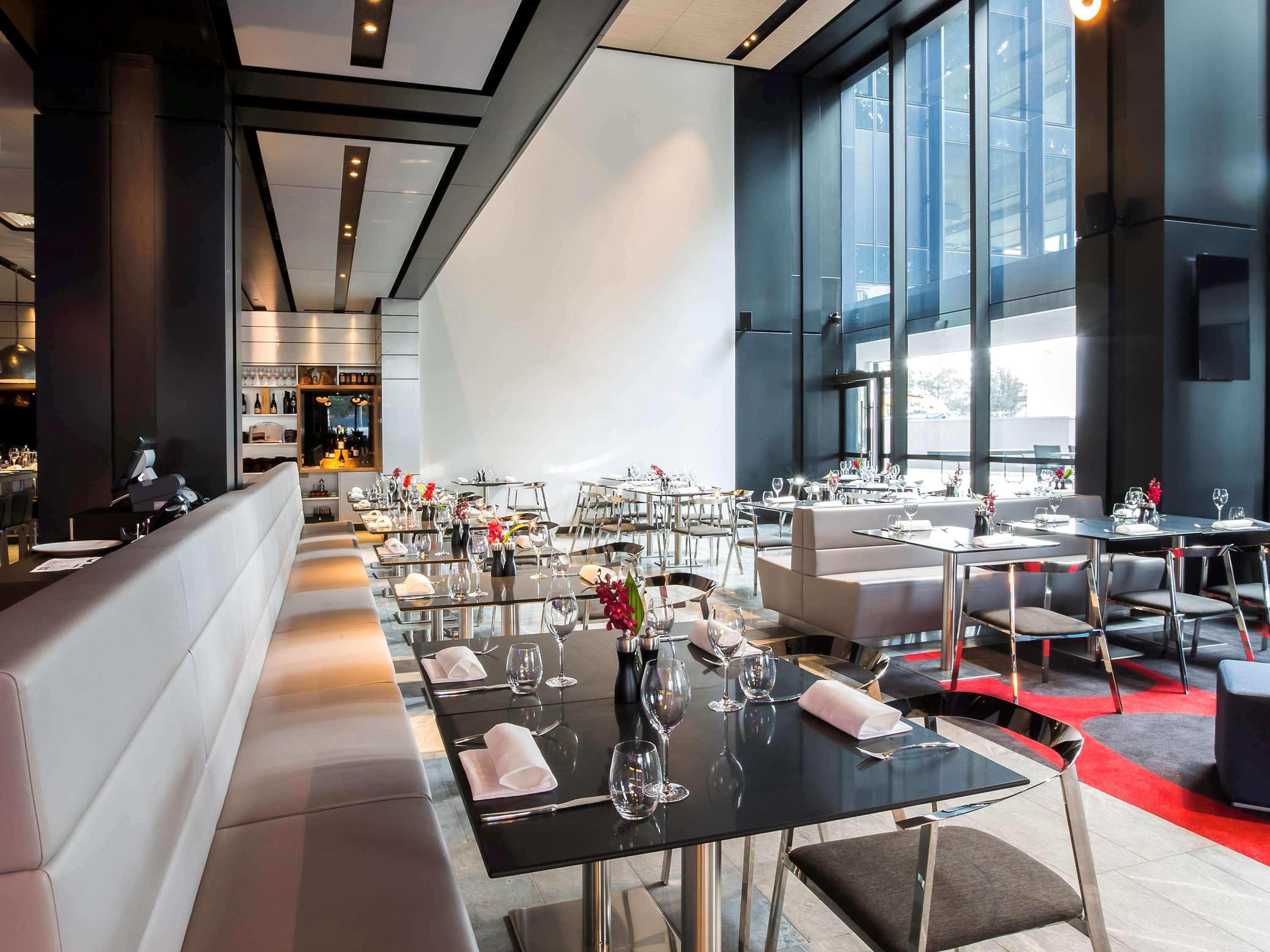 Pullman Sydney Airport Hotel Exterior foto Restaurant